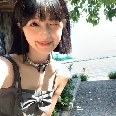 艾米丽·布莱尔的秘密